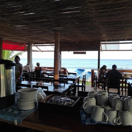 Paraiso Beach Hotel Brig Bay Экстерьер фото