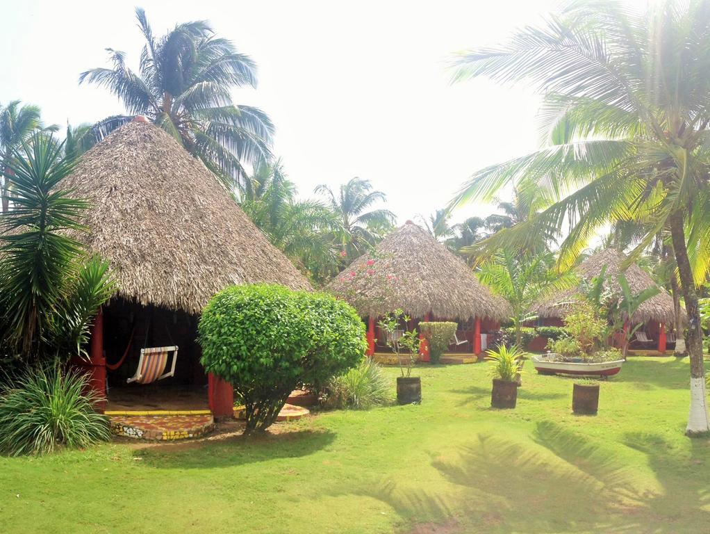Paraiso Beach Hotel Brig Bay Экстерьер фото