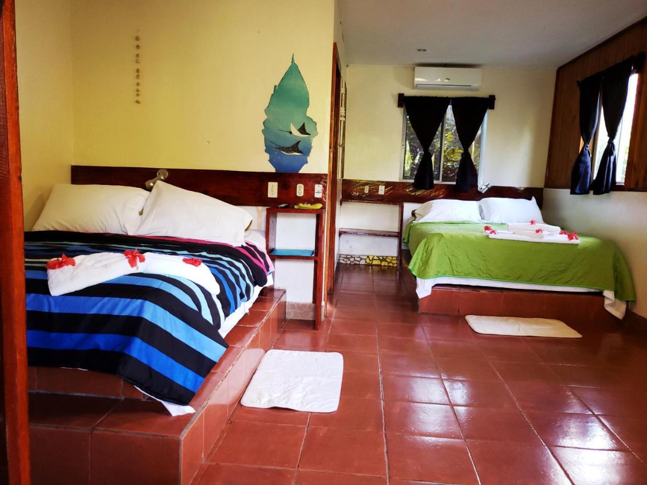 Paraiso Beach Hotel Brig Bay Экстерьер фото
